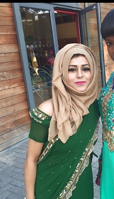 اغراء وعري رائع Beautiful arab wife